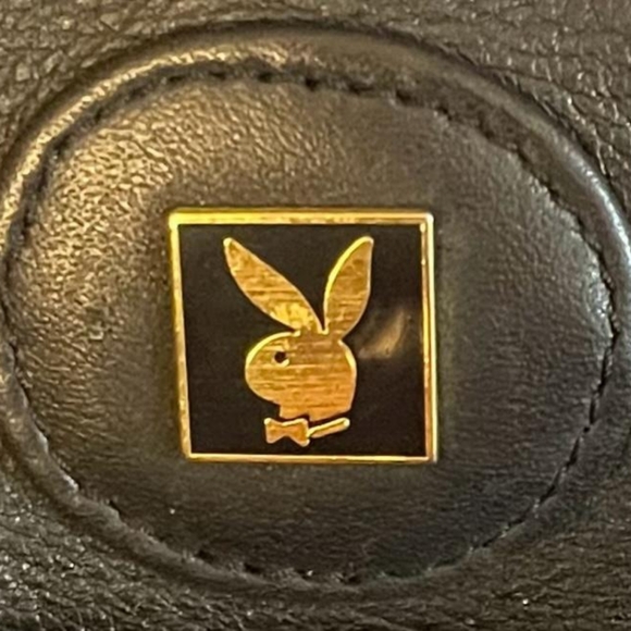 VINTAGE PLAYBOY LEATHER BAG • APPROX. 18.5" X 11.5" X 7" • STYLISH & DURABLE 🖤 - Picture 2 of 7